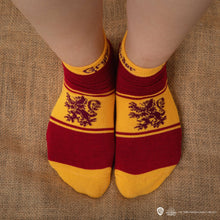 Load image into Gallery viewer, Set of 3 Gryffindor Ankle Socks