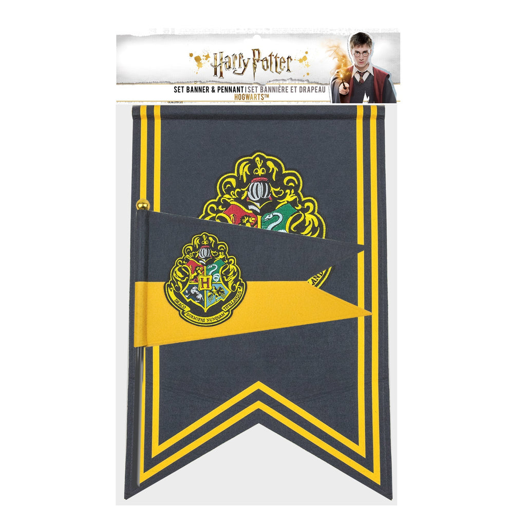 Hogwarts Banner & Flag Set