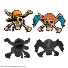 Load image into Gallery viewer, Set of 2 Luffy &amp; Buggy Pins