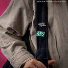 Load image into Gallery viewer, Set of 2 Pins Player 456 &amp; Squid Game