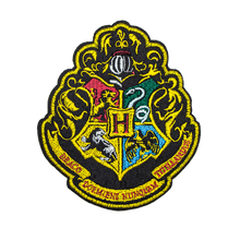 Load image into Gallery viewer, Pack of 6 Harry Potter Deluxe Patches/Crests