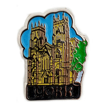 Load image into Gallery viewer, Pin Badge York minster